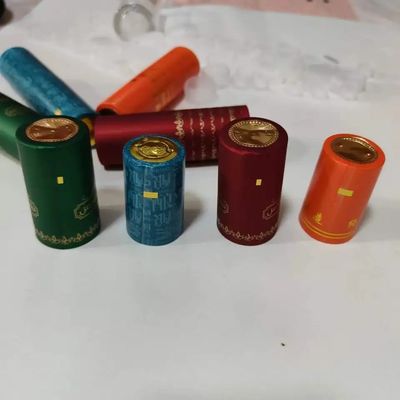 Cappuccio ristretto per bottiglie di vetro a nastro di PVC personalizzato per soluzioni di imballaggio di bevande