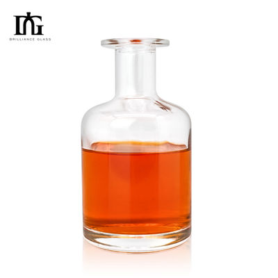 Bottiglia di vetro di capacità personalizzata per bevande alcoliche Tequila Vodka Brandy Whisky Rum Gin Liquore 500ml/700ml/750ml