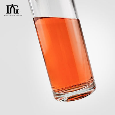 OEM/ODM Materiale Super Flint Vetro Vodka Whisky Rum Spirit Bottiglia con tappo a vite di sughero