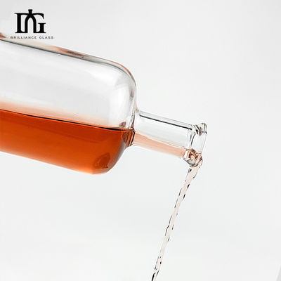 Stampa a schermo Stampaggio a caldo Pittura incisione elettroplatazione Flascia di vetro per profumo 100 ml
