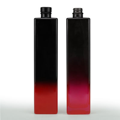 Bottiglia di liquore Vernice nera rossa 750 ml Bottiglia quadrata di vetro Succo di bevanda Cork Mini Vino