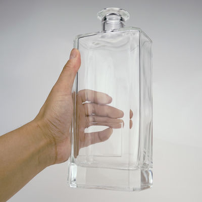 Bottiglie di vetro classiche quadrate per vino 500ml 700ml Materiale di base Vetro e Super Flint