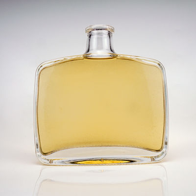 High Flint Square Clear 500ml di vetro Vodka Gin Rum Tequila Bottiglia per OEM/ODM