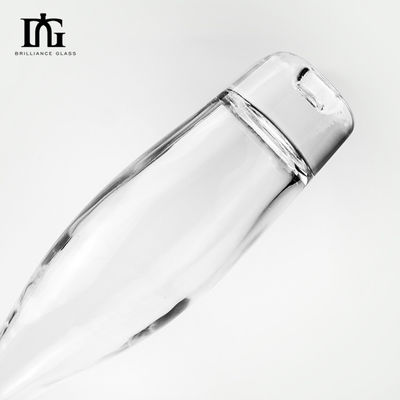 550 ml bottiglia di vetro per whisky brandy vodka OEM/ODM Acceptabile e incisione superficie manipolazione