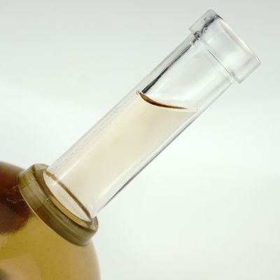Bottiglia in vetro di vino a misura per liquori e bevande
