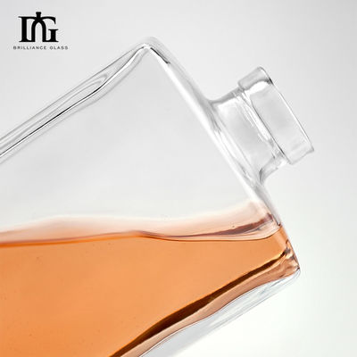 500 ml bottiglia di vetro trasparente alta quadrata per soda custom vodka di sughero whisky bottiglia di brandy
