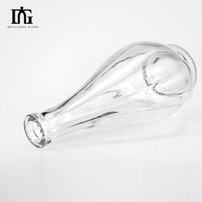 Manipolazione della superficie di incisione Bicchiere di bicchiere di liquido di bicarbonato di sodio vuoto per l'acqua minerale terminale