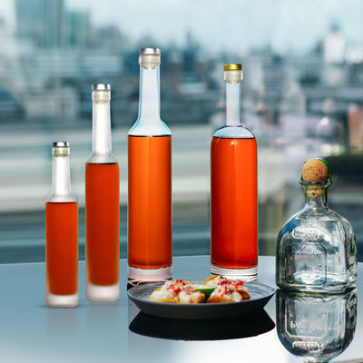 Fabbricazione di bottiglie di vetro semplici e moderne Whisky 350 ml Tequila per bevande industriali