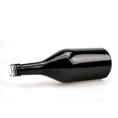 Bottiglia di vetro trasparente grande ventre Custom Luxury Black Beverage Cork Graving Gin Whiskey Vodka 500ml 1.75L