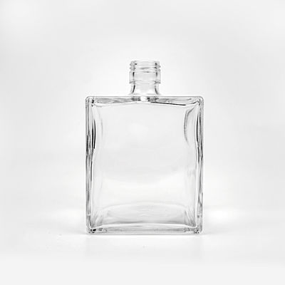 OEM/ODM accettabile Custom Square 750ml bottiglia di vetro per whisky vodka brandy rum gin