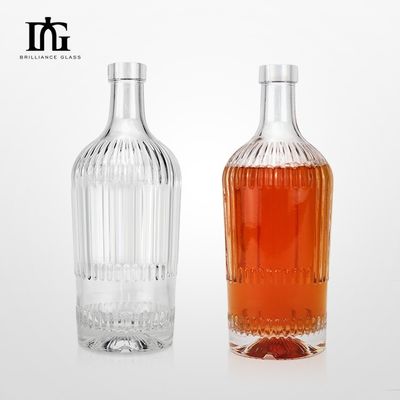 Logo Accettabile Bottiglia di vodka in vetro trasparente da 700 ml con tappo di sughero e viti