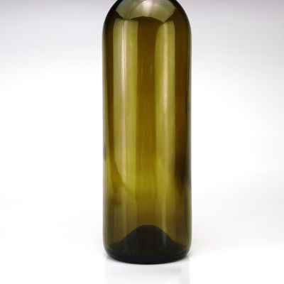 Bottiglia in vetro a colori migliori da 750 ml per liquori di vino rosso, forma rotonda, tappeto a vite a sughero verde