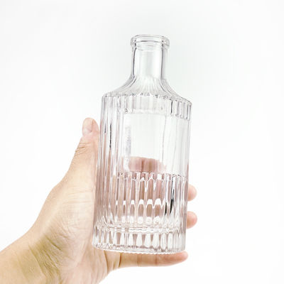 Materiale di base Vetro 250 ml Bottiglia con incisione per vodka gin tequila rum whisky liquore