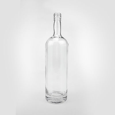750 ml bottiglia vuota di bevande in vetro per acqua liquora Materiale del corpo cinese