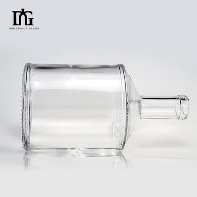 500 ml 700 ml 750 ml Whiskey Vodka Brandy Bottiglia di vetro trasparente con etichetta incisa personalizzata