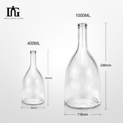 250 ml/500 ml/700 ml/750 ml Bottiglia di liquore di vetro rotonda di capacità con sigillo a corteccia