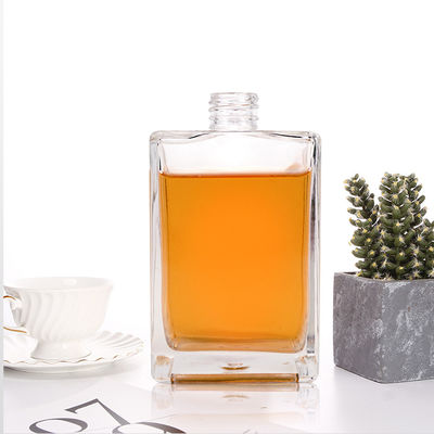 Collare di vetro Materiale Quadrato Spalla piatta Chiara 500ml 700ml Bottiglia di whisky con sughero