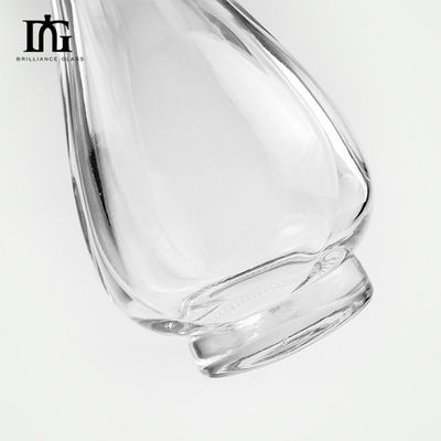 Bottiglia di whisky 750 ml con disegno di cristallo di lusso e sigillo di sughero