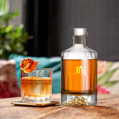 Bottiglia di vetro con etichetta personalizzata per whisky 750 ml/700 ml/500 ml Liquori e bevande