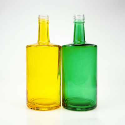 Bottiglia di vetro a spalla piatta Super Flint per liquori e bevande personalizzata 500ml 750ml