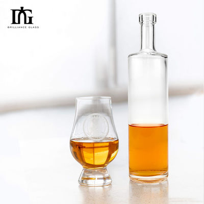 Bevande industriali 750 ml Gin chiaro Vodka Ghiaccio Vino bottiglia di vetro con sigillo tipo CORK