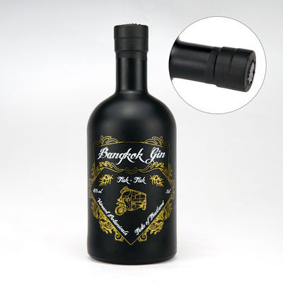 Bottiglia in vetro di vodka bordeaux personalizzata da 500 ml con manipolazione della superficie di verniciatura