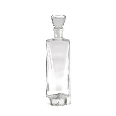 350 ml 500 ml 750 ml Forma unica Disegno personalizzato Alcol Vodka Gin Tequila Bottiglie di vetro