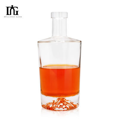 500ml 700ml 750ml 1000ml Nordic Gin Whiskey Vodka Bottiglia di vetro con montagna incisa