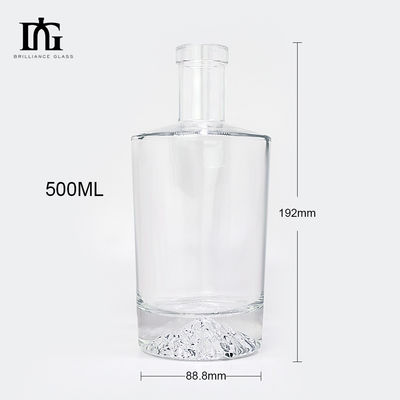 500ml 700ml 750ml 1000ml Nordic Gin Whiskey Vodka Bottiglia di vetro con montagna incisa