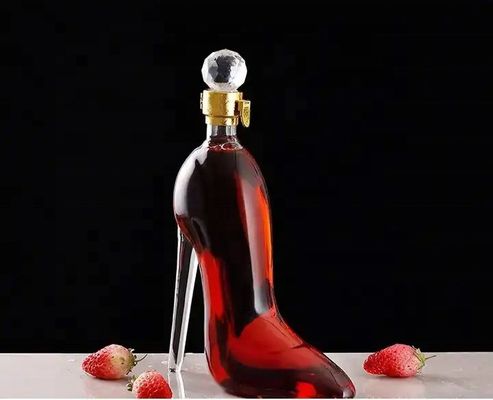 Forma unica 500 ml 750 ml Scarpe a tacco alto Alcol Whiskey Vino rosso Vodka Bottiglia di vetro