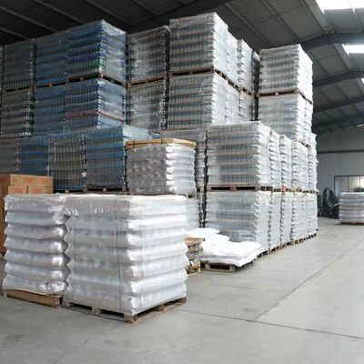Acqua minerale corpo di vetro Custom 750ml Collo lungo Sottile bottiglia di vino di ghiaccio per la bottiglia alta sottile