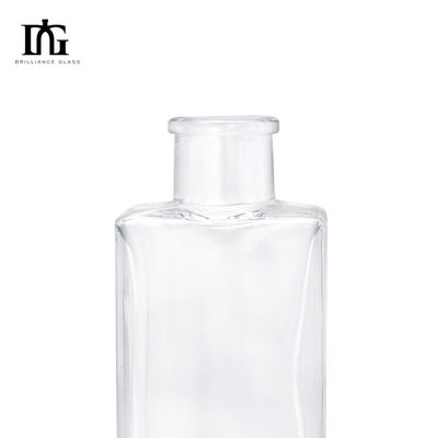 Materiale Collare di vetro 700ml 750ml Coniglio chiaro Rum Whiskey Gin Vodka Bottiglia con sughero
