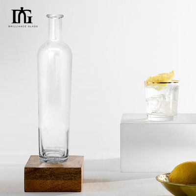 Brilliance offre 700ml 750ml di vino vuoto bottiglia di whisky in vetro con diverse capacità