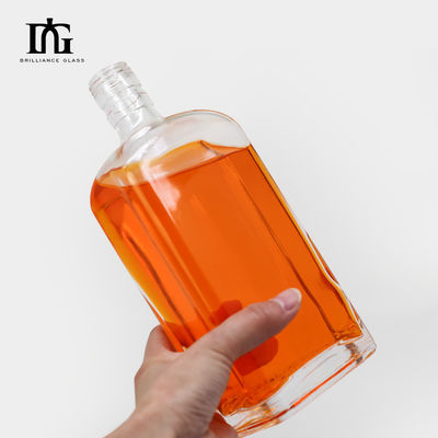 500 ml 700 ml Succo personalizzato Bevande Liquor Spiriti Bottiglia di vetro con tappo a chiusura e viti