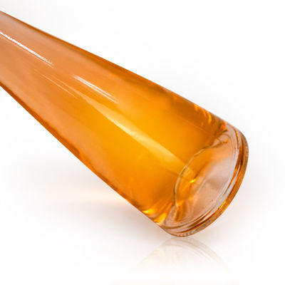Bottiglia di vetro trasparente con fondo rosa Capacità 500ml/750ml Materiale del corpo vetro