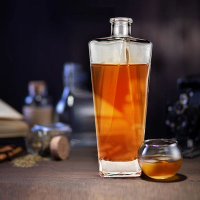 Etichetta stampata a caldo incisa su misura Bottiglia di vetro trasparente 500ml 700ml 750ml 1000ml