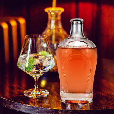 Bottiglia di whisky in vetro con sughero e 700 ml di capacità Materiale di base Vetro