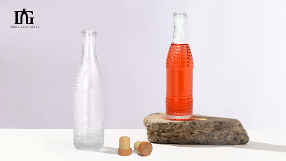 Fornito liberamente Bottiglia di vetro 700ml 500ml per vino Vodka Brandy Chiara Trasparente Vuoto