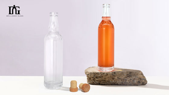 Disponibile gratuitamente Bottiglia in vetro di 500 ml con fondo spessa e trasparente Whisky Brandy Rum Gin Liquor