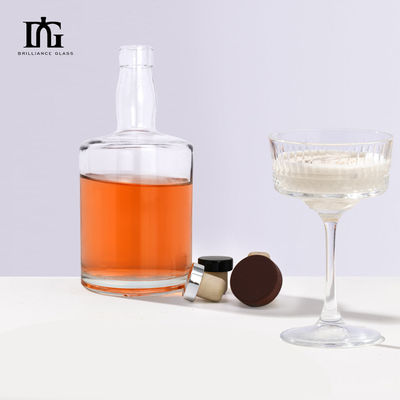 Materiale del corpo Vetro Mini Bottiglie 260 ml Bottiglia di vetro trasparente per liquori di vino whisky