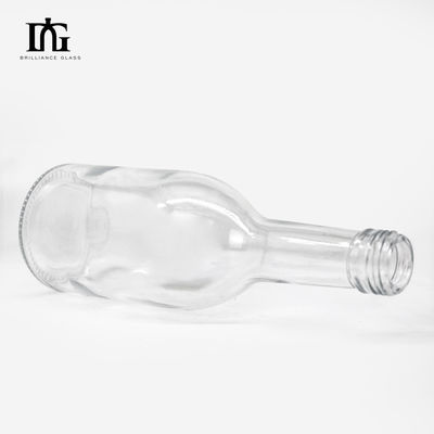 Fornito campione gratuito accettabile OEM/ODM Bottiglia di vino in vetro da 750 ml con disegno e tappo di sughero