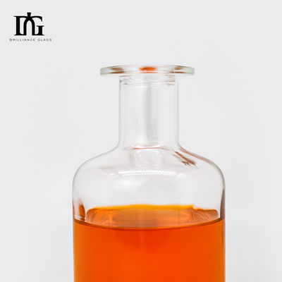 Disegno personalizzato Stampa a schermo Bottiglia di vetro di 500 ml ghiacciata chiara per vodka whisky liquore