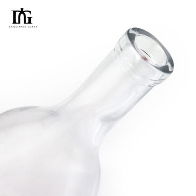 Accettabile OEM/ODM in stile europeo 700ml 750ml bottiglia in vetro di whisky rum gin unico