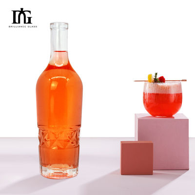 Accettabile OEM/ODM in stile europeo 700ml 750ml bottiglia in vetro di whisky rum gin unico