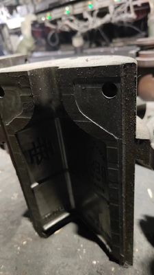 Modello di bottiglia di vetro con logo del cliente accettabile per la produzione di prototipi personalizzati