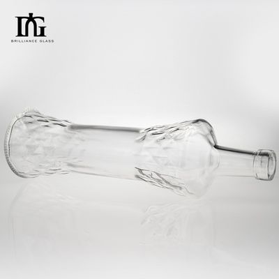 Decanter di whisky in vetro di design personalizzato da 700 ml con tappo a vite di sughero e colletto creativo