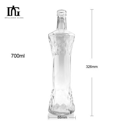 Decanter di whisky in vetro di design personalizzato da 700 ml con tappo a vite di sughero e colletto creativo