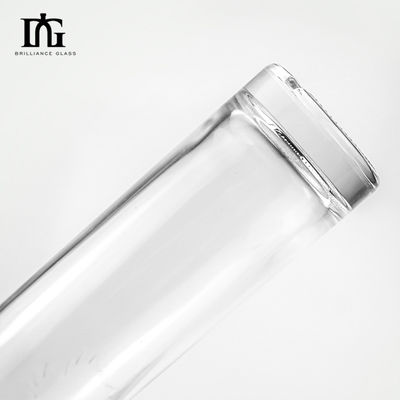 OEM/ODM Accettabile Bottiglia di vetro da 750 ml di vodka liquore con coperchio metallico e tappo a vite di sughero