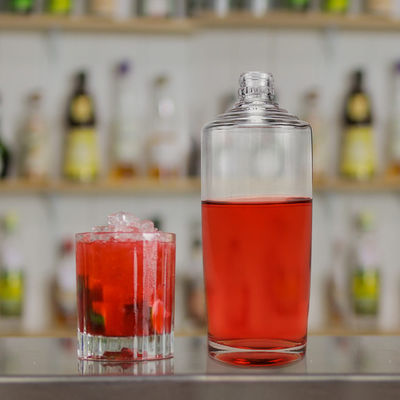 650 ml bottiglia di liquore di vetro bottiglia di vodka gin con sughero per il vostro gusto materiale del corpo vetro