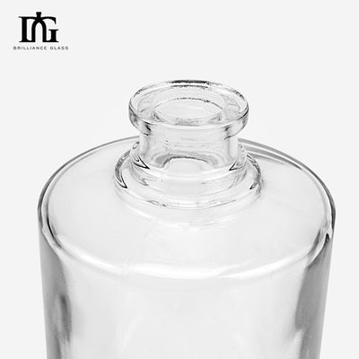 Collare di vetro 500 ml trasparente rotondo vuoto vetro di pietra liquore di vino whisky bottiglia di vodka con tappo di sughero sigillato